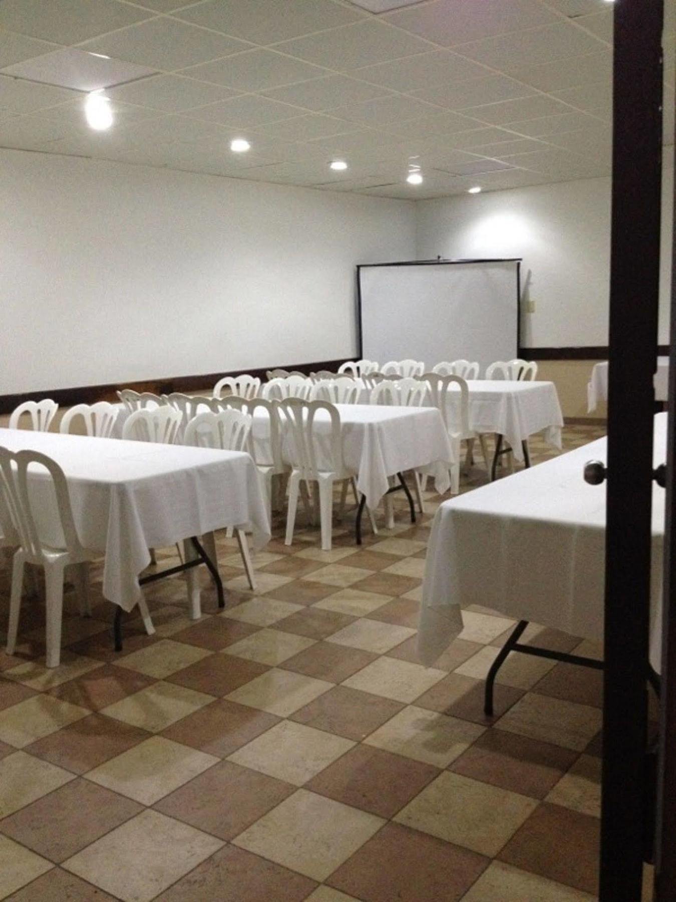 Arecibo Inn Екстер'єр фото