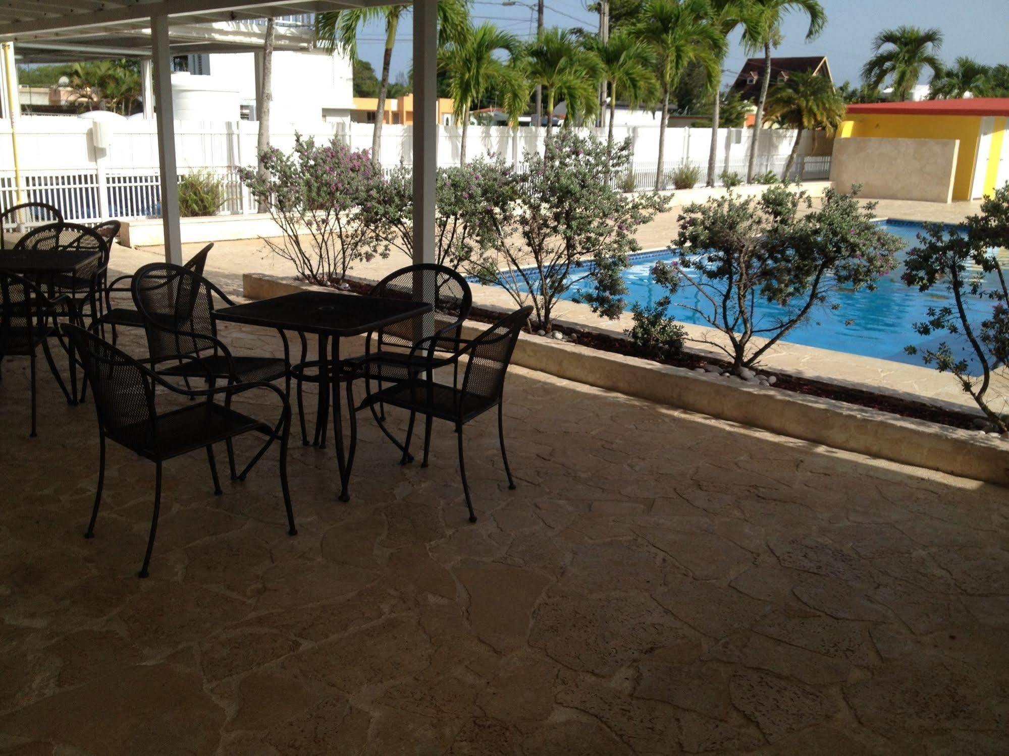 Arecibo Inn Екстер'єр фото