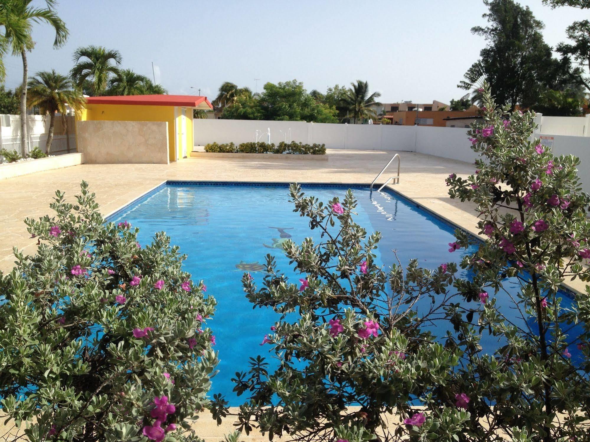 Arecibo Inn Екстер'єр фото