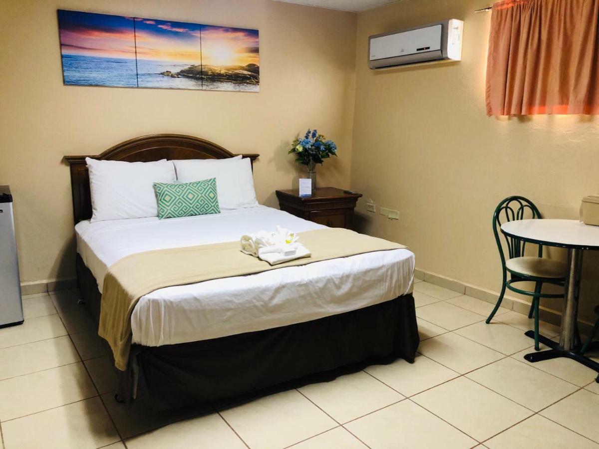 Arecibo Inn Екстер'єр фото