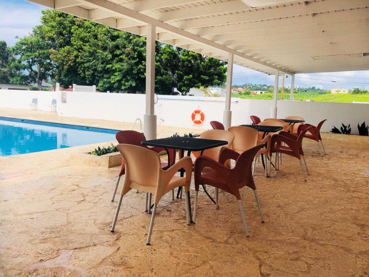 Arecibo Inn Екстер'єр фото