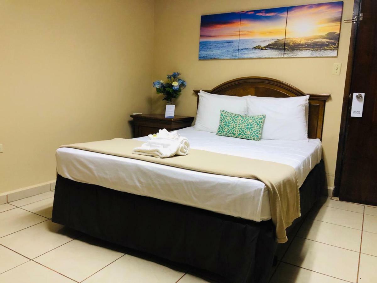 Arecibo Inn Екстер'єр фото